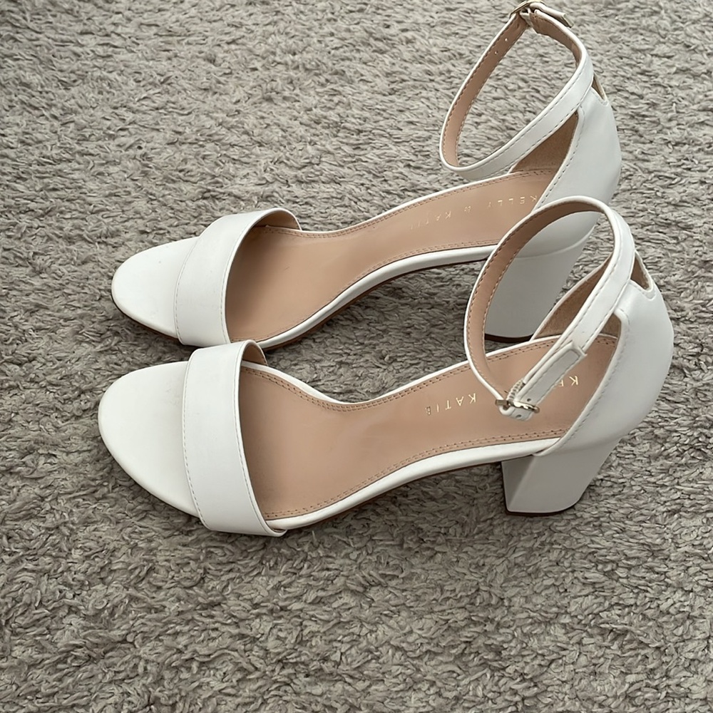 High Heels - Picture 4 of 6